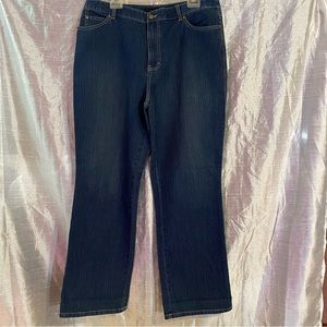 Calvin Klein SZ 16, NWT, stretch jeans, flare, medium wash, inseam 32”